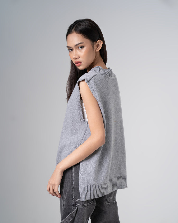 Elle Vest - Grey