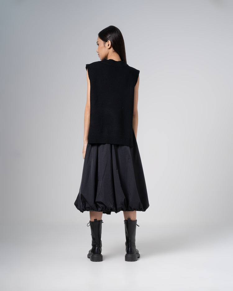 Elle Vest - Black