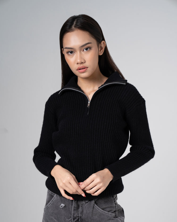 Biza Sweater - Black